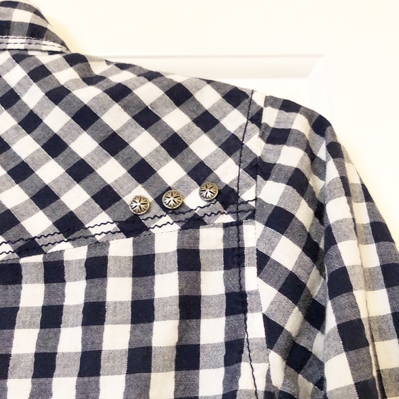 Ariat western style dark blue white checkered fitted long sleeve button fron top - Picture 12 of 16